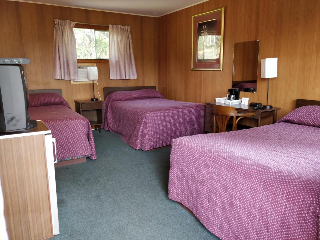 Telstar Motel Kakabeka Falls Екстер'єр фото
