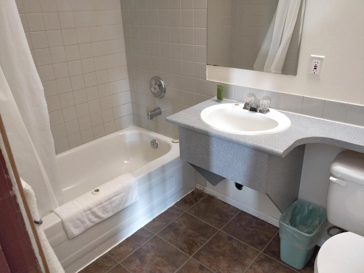 Telstar Motel Kakabeka Falls Екстер'єр фото