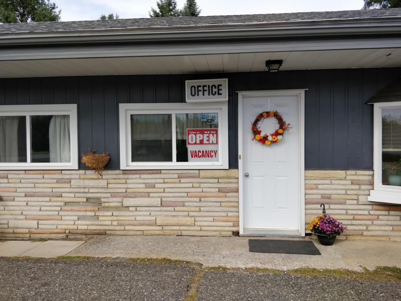 Telstar Motel Kakabeka Falls Екстер'єр фото